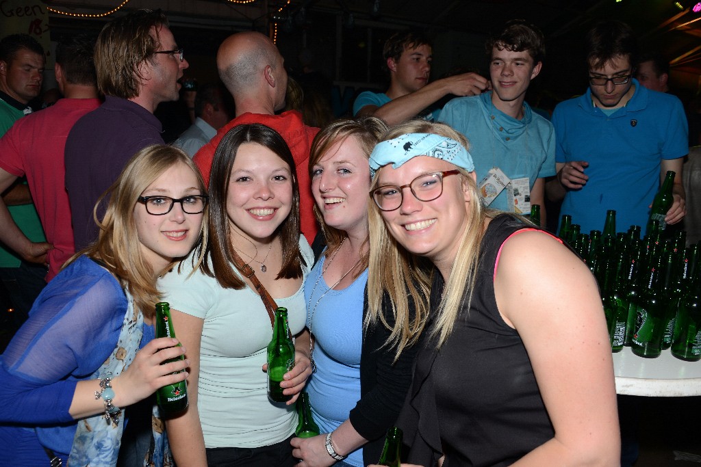 ../Images/Feest zonder naam 2015 043.jpg